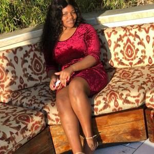 Meet your Posher, Yazmine